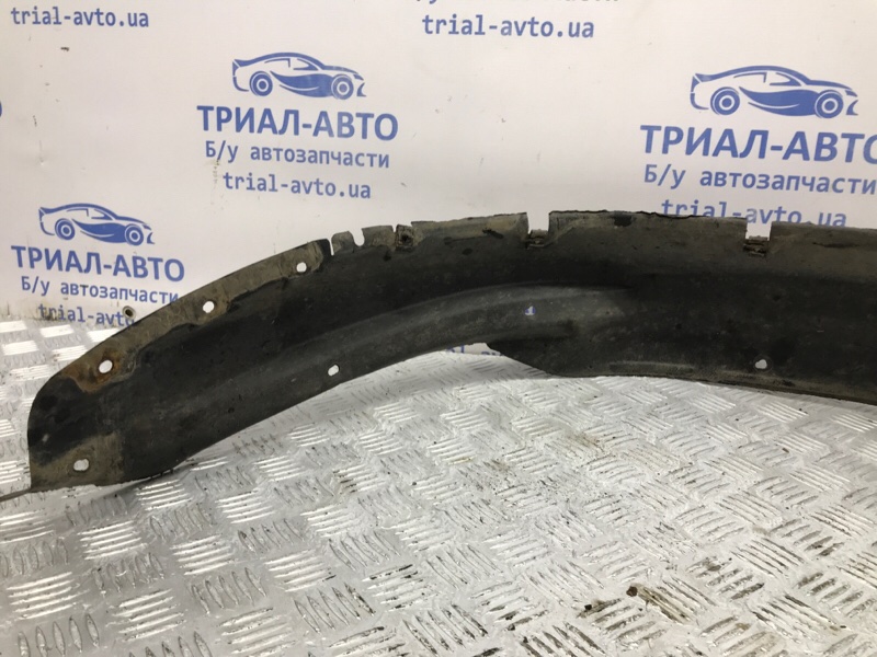 Подкрылок передний правый Pajero Sport 1996-2008 K9 2.5 Diesel 4D56 МКПП