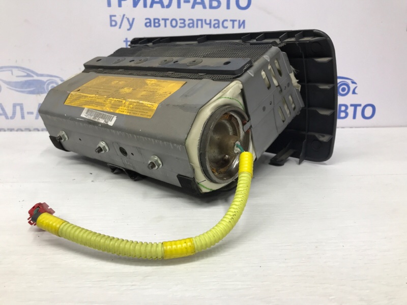 Подушка безопасности в торпеду Pajero Sport 1996-2008 K9 2.5 Diesel 4D56 МКПП