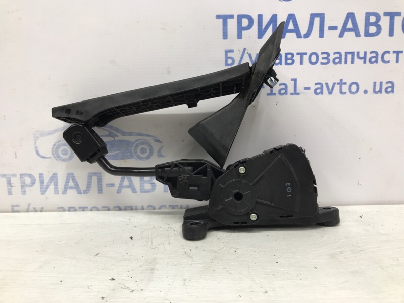 Педаль газа KIA Sportage 2010-2016 SL 2.0 diesel D4HA 327002S910 Б/У