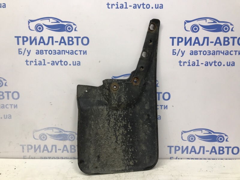 Брызговик передний левый Mitsubishi Pajero Sport K9 2.5 Diesel 4D56 МКПП