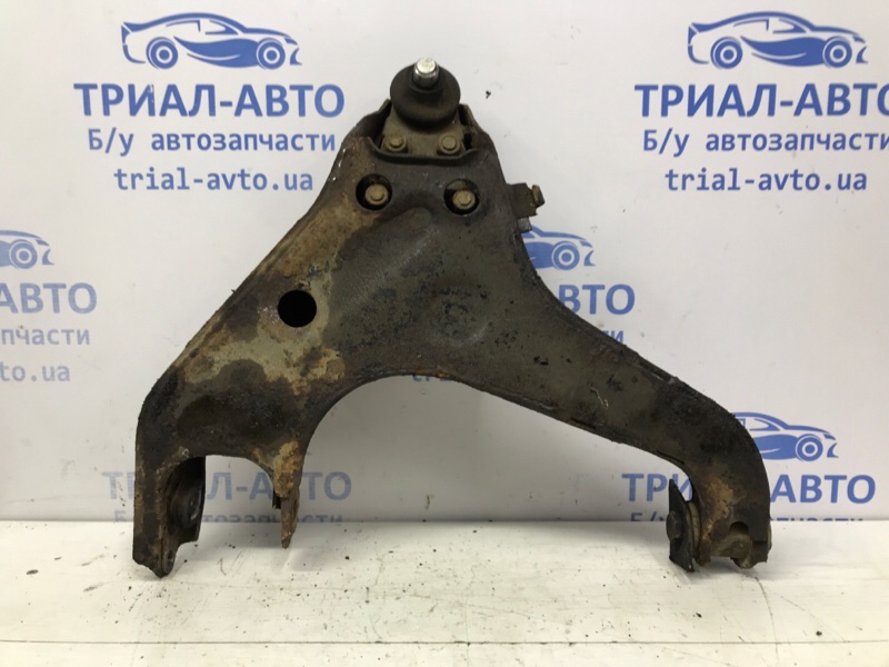 Рычаг передний нижний левый Mitsubishi Pajero Sport 1996-2008 K9 2.5 Diesel 4D56 МКПП MN150411 Б/У