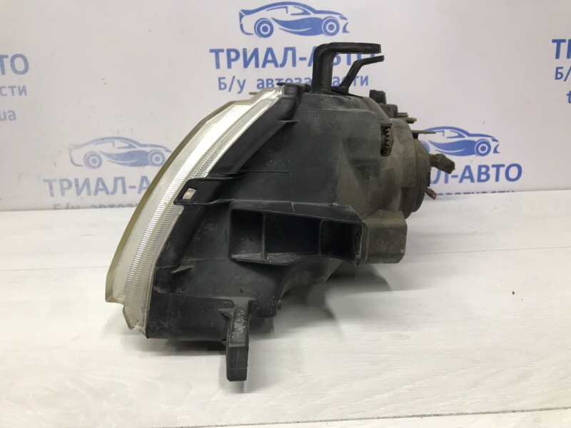 Фара правая галоген Pajero Sport 1996-2008 K9 2.5 Diesel 4D56 МКПП