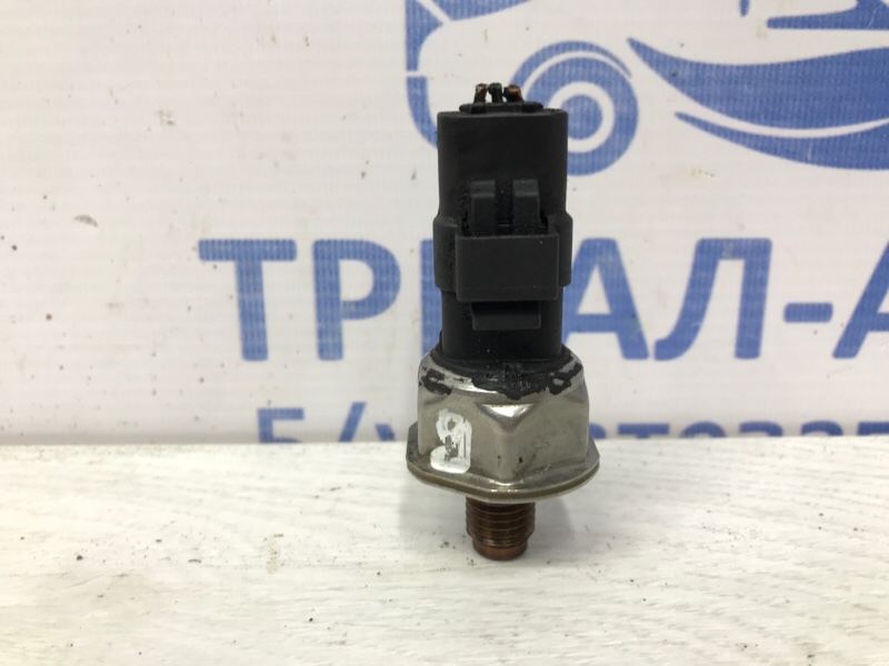 Датчик давления топлива в рейке Renault Megane 2009-2016 3 1.5 Diesel K9K 5WS40039 Б/У