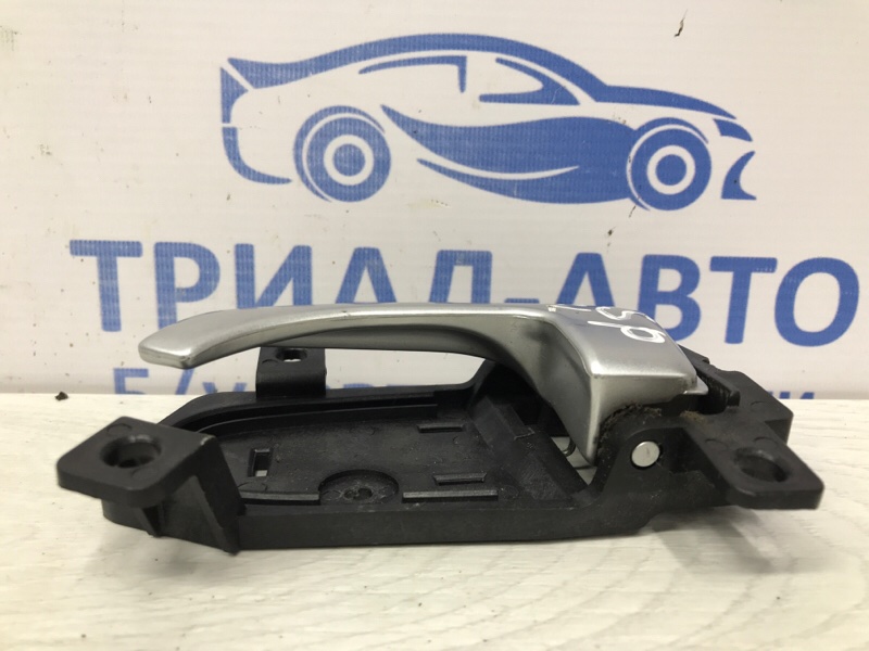Ручка двери внутренняя левая Sportage 2010-2016 SL 2.0 diesel D4HA