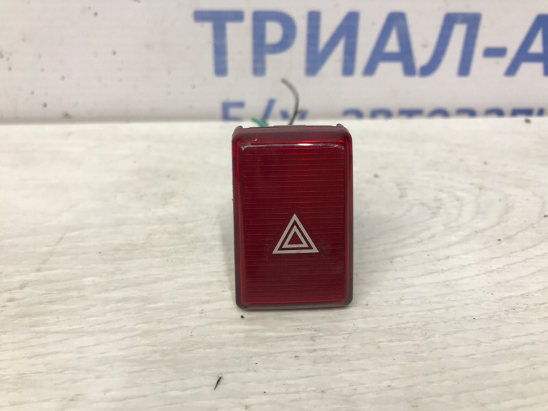 Кнопка аварийки Subaru Outback 2014-2020 BS 2.0 diesel EE20Z 83037AL000 Б/У