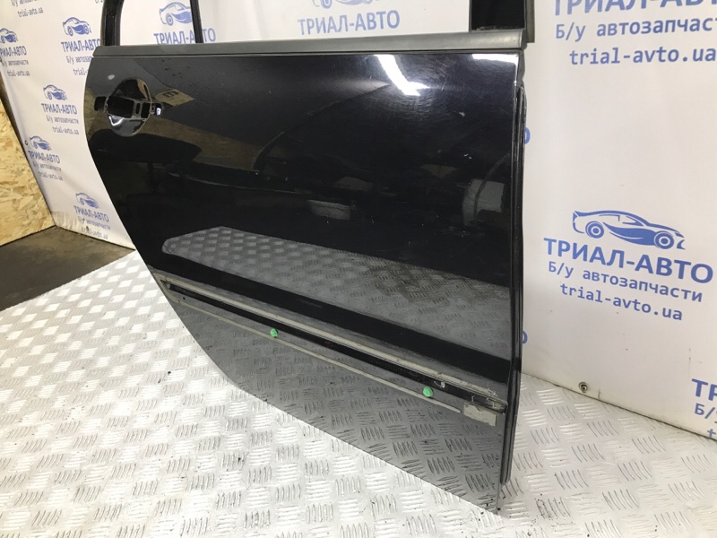Дверь задняя правая Lancer 2003-2009 9 1.6 бензин 4G18