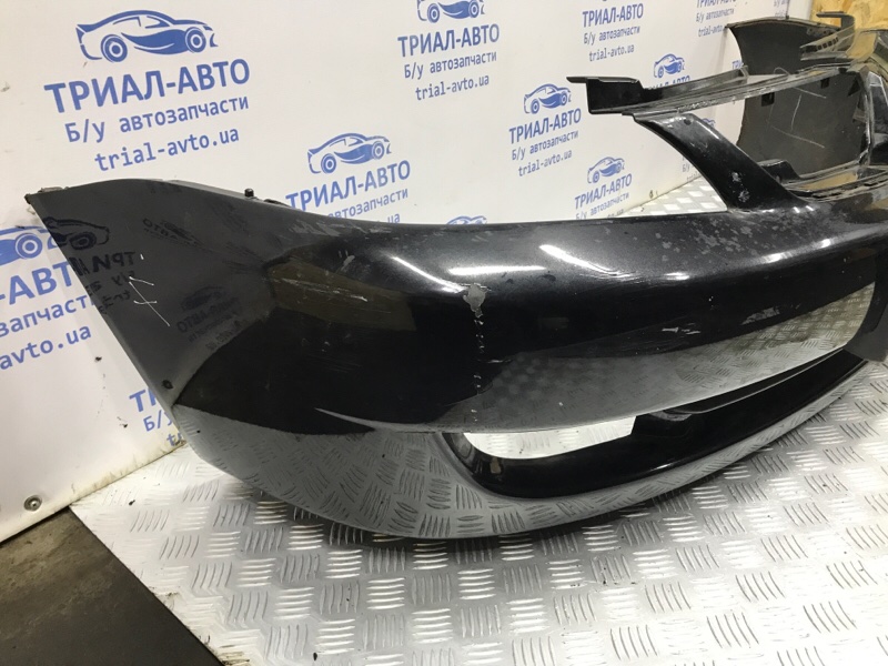 Бампер передний Mitsubishi Lancer 9 1.6 бензин 4G18