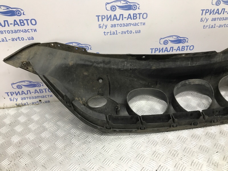 Решетка бампера (губа с круглыми заборниками) Juke 2010-2019 F15 1.6 turbo MR16DDT