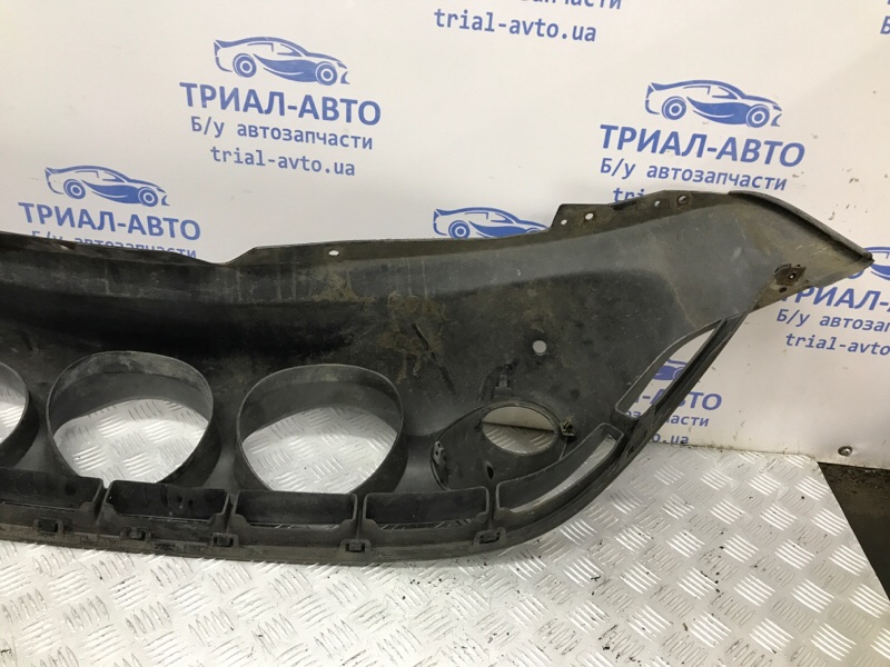 Решетка бампера (губа с круглыми заборниками) Juke 2010-2019 F15 1.6 turbo MR16DDT