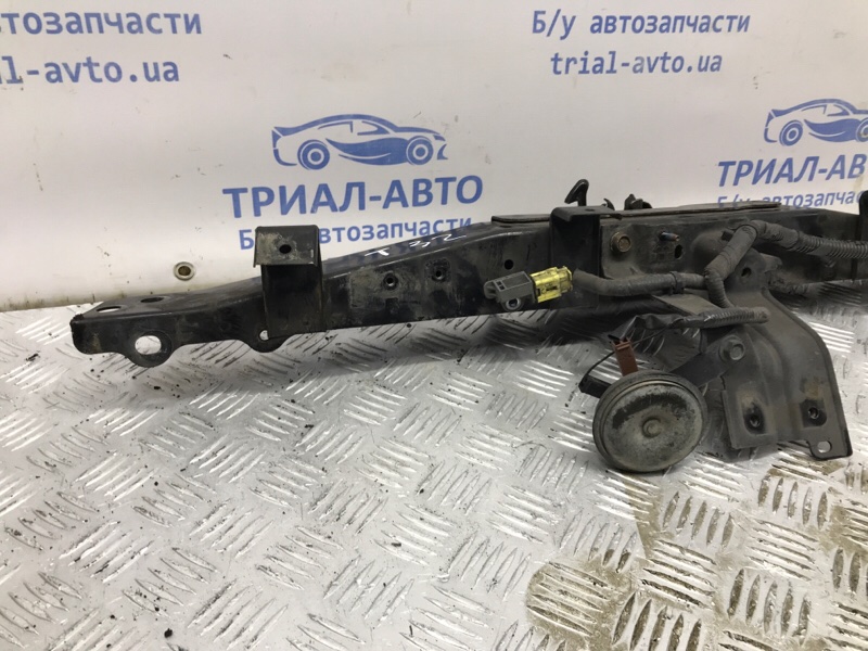 Панель передняя верхняя планка X-Trail 2014-2021 T32 1.6 diesel R9M