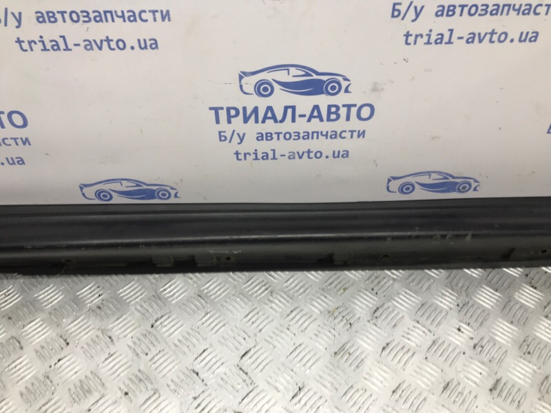 Накладка порога внешняя правая Nissan Juke F15 1.6 turbo MR16DDT