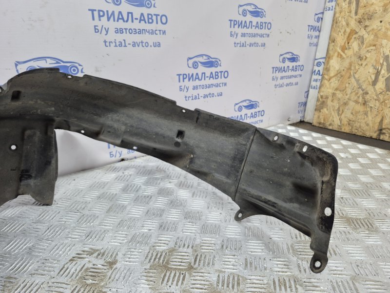Подкрылок передний левый Lancer 2003-2009 9 1.6 бензин 4G18