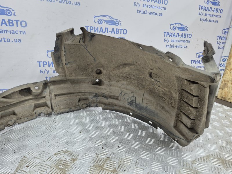 Подкрылок передний левый X-Trail 2014-2021 T32 1.6 diesel R9M