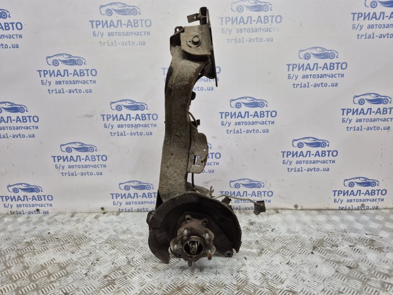 Рычаг задней подвески продольный левый Nissan X-Trail 2014-2021 T32 1.6 diesel R9M 555024CA0B Б/У