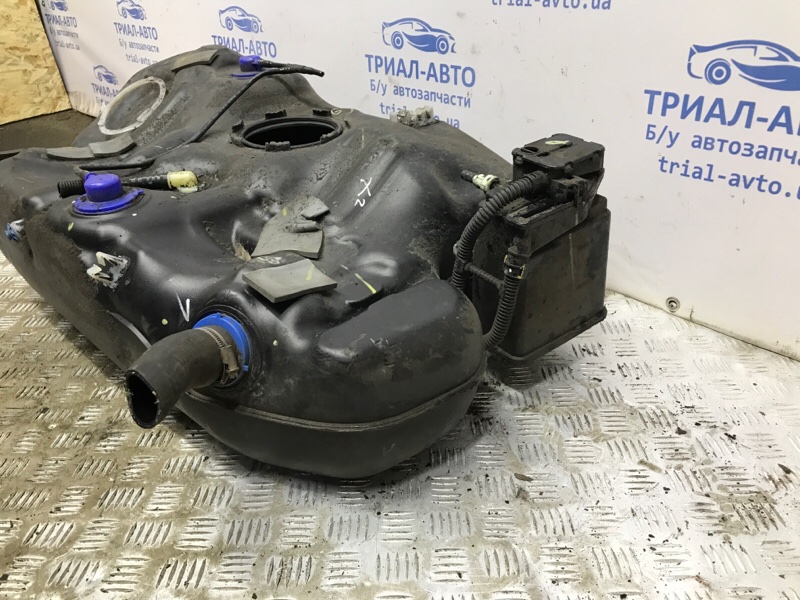 Бак топливный пластик Chevrolet Cruze J300 1.8 F18D4