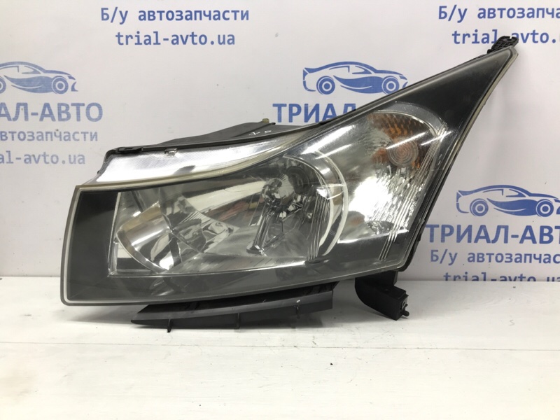 Фара левая галоген Chevrolet Cruze 2009-2016 J300 1.8 95900041 Б/У
