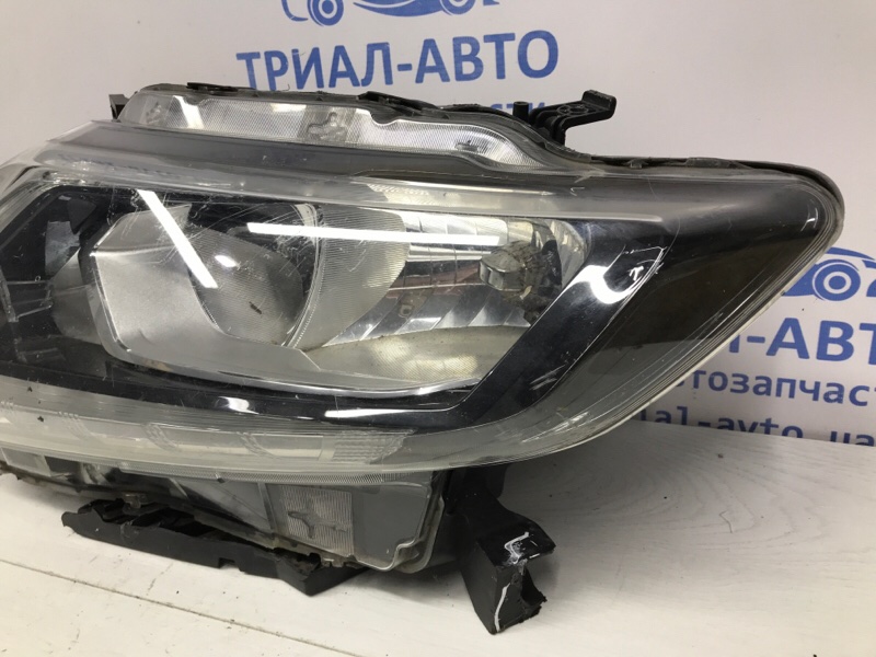 Фара левая галоген X-Trail 2014-2021 T32 1.6 diesel R9M