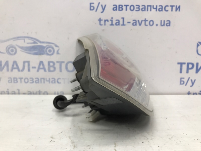 Фонарь задний внутренний правый Nissan X-Trail T32 1.6 diesel R9M