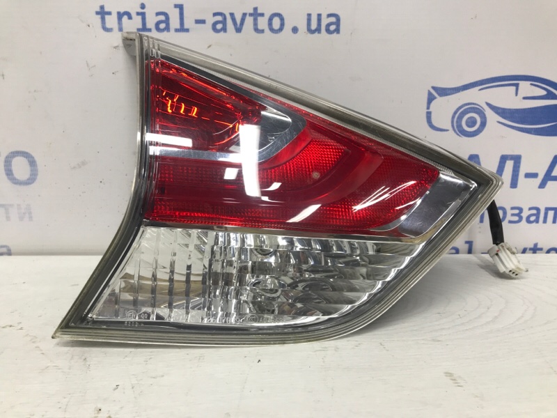 Фонарь задний внутренний левый Nissan X-Trail 2014-2021 T32 1.6 diesel R9M 265554CA1B Б/У