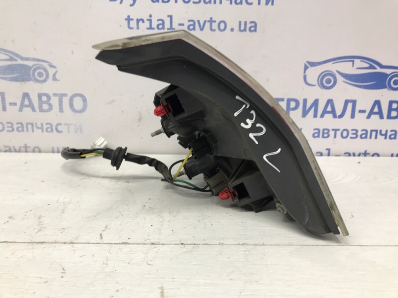 Фонарь задний внутренний левый X-Trail 2014-2021 T32 1.6 diesel R9M