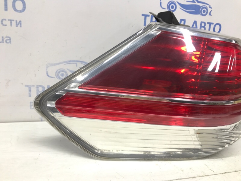 Фонарь задний внешний левый X-Trail 2014-2021 T32 1.6 diesel R9M