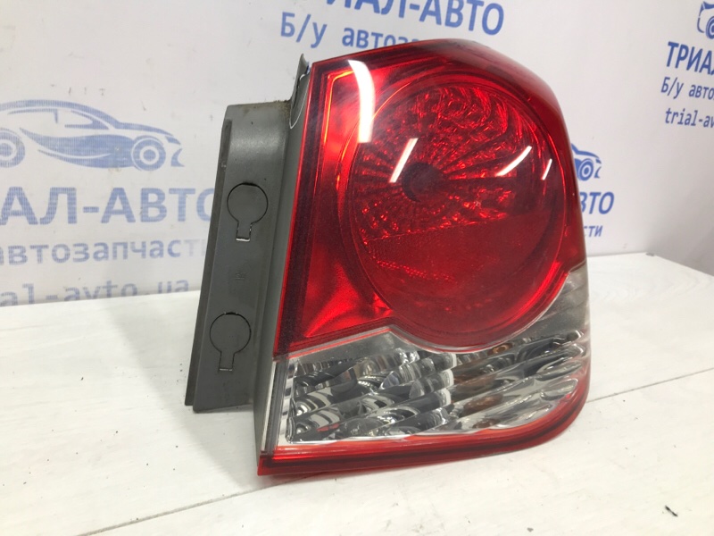 Фонарь задний внешний правый Cruze 2009-2016 J300 1.8