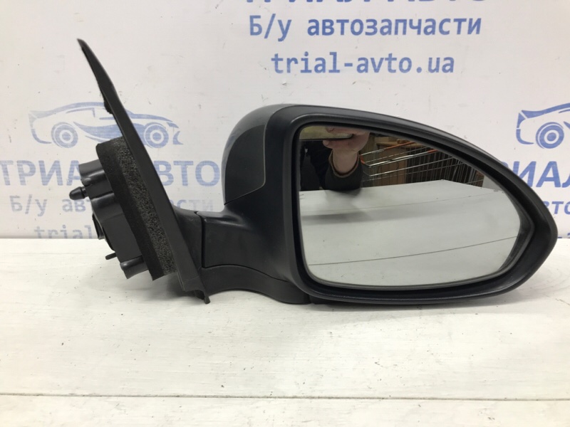 Зеркало правое Chevrolet Cruze 2009-2016 J300 1.8 F18D4 95047710 Б/У