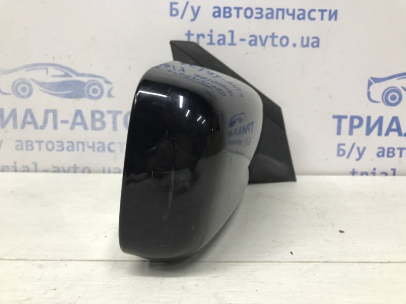 Зеркало правое Mitsubishi Lancer 9 1.6 бензин 4G18