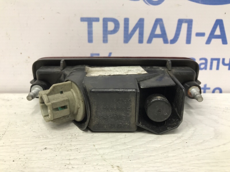 Катафот (отражатель) Nissan Juke F15 1.6 turbo MR16DDT