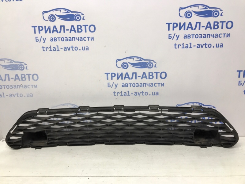 Решетка бампера центральная X-Trail 2014-2021 T32 1.6 diesel R9M