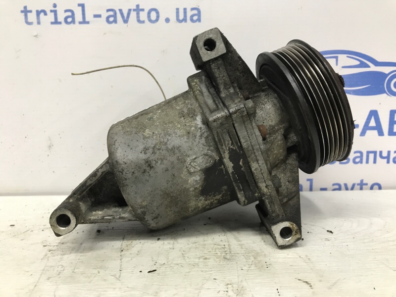 Компрессор кондиционера Nissan Juke 2010-2019 F15 1.6 turbo MR16DDT 926001KC1B Б/У