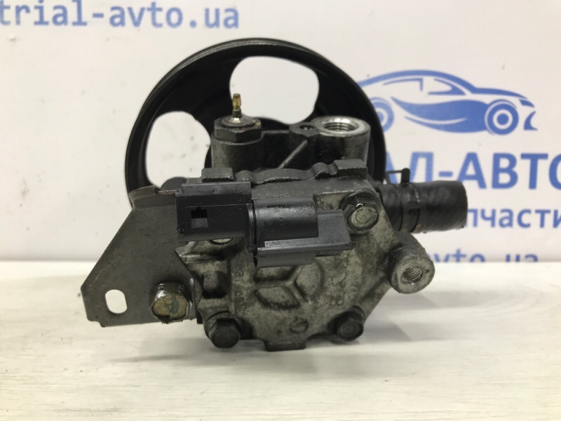 Насос ГУ Lancer 2003-2009 9 1.6 бензин 4G18