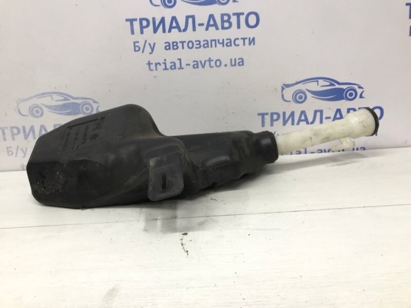 Бачок омывателя Chevrolet Cruze 2009-2016 J300 1.8 F18D4 13260590 Б/У