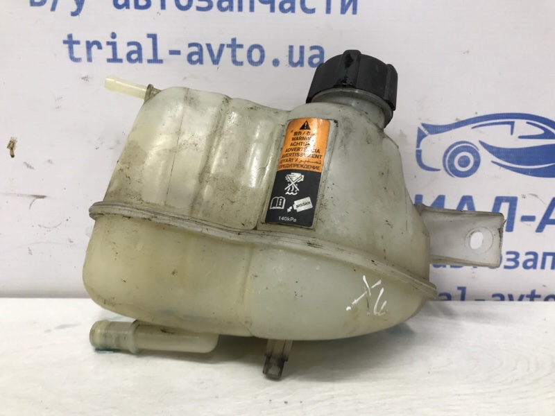 Бачок радиатора (расширительный) Nissan X-Trail 2014-2021 T32 1.6 diesel R9M 217114BE0A Б/У