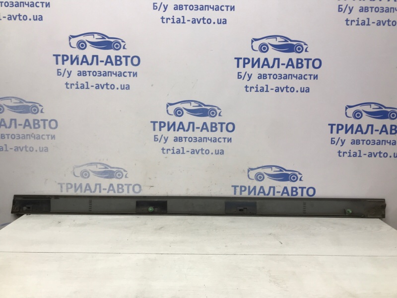 Накладка двери передняя левая Lancer 2003-2009 9 1.6 бензин 4G18