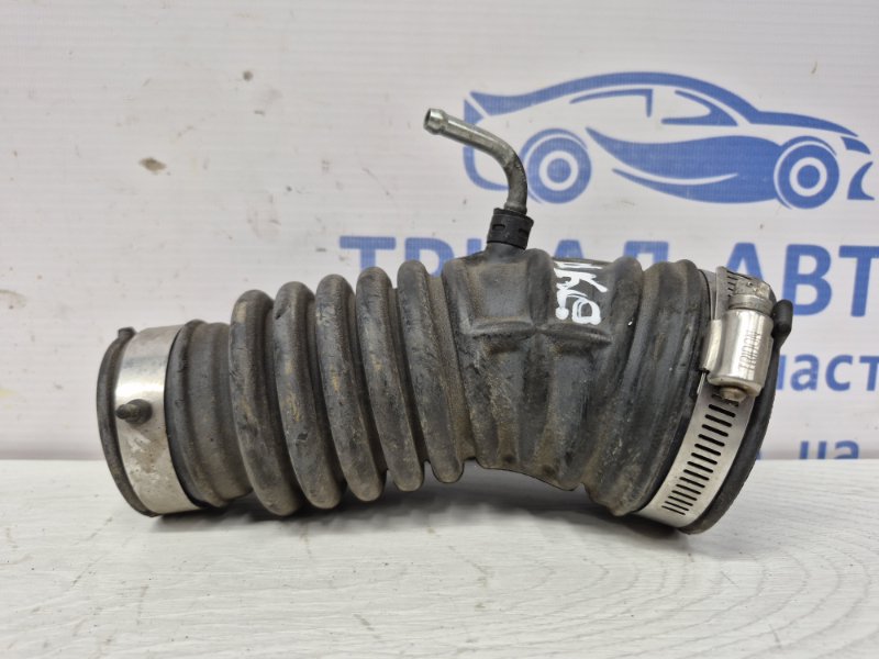 Патрубок воздушного фильтра Nissan Juke F15 1.6 turbo MR16DDT