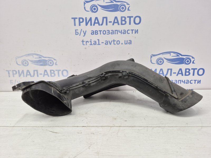 Воздухозаборник Juke 2010-2019 F15 1.6 turbo MR16DDT