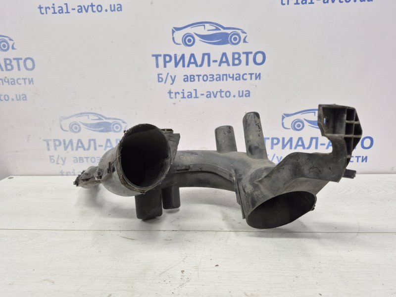 Воздухозаборник Juke 2010-2019 F15 1.6 turbo MR16DDT