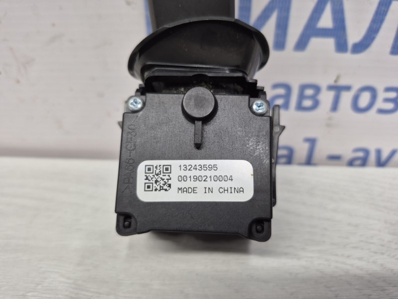 Переключатель подрулевой правый(дворники) Cruze 2009-2016 J300 1.8 F18D4
