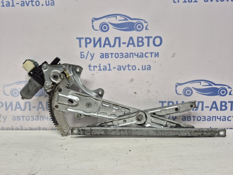 Стеклоподъемник задний правый X-Trail 2014-2021 T32 1.6 diesel R9M