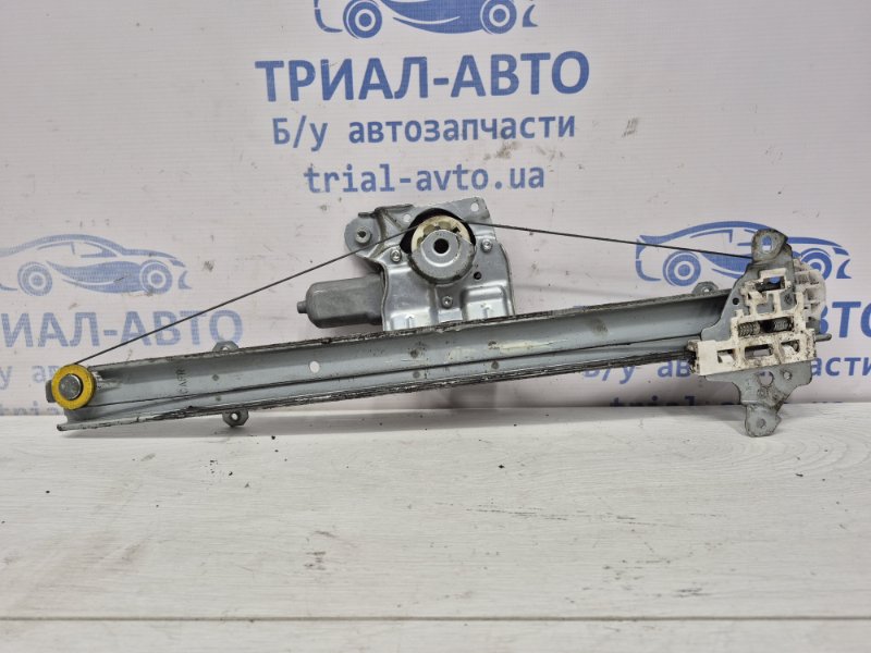 Стеклоподъемник передний правый X-Trail 2014-2021 T32 1.6 diesel R9M