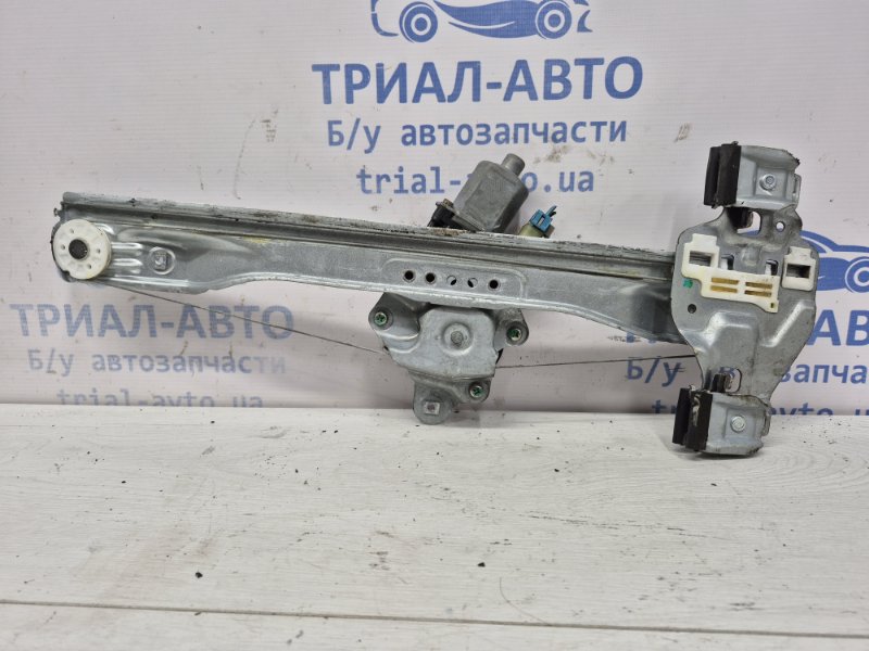 Стеклоподъемник задний левый Cruze 2009-2016 J300 1.8 F18D4
