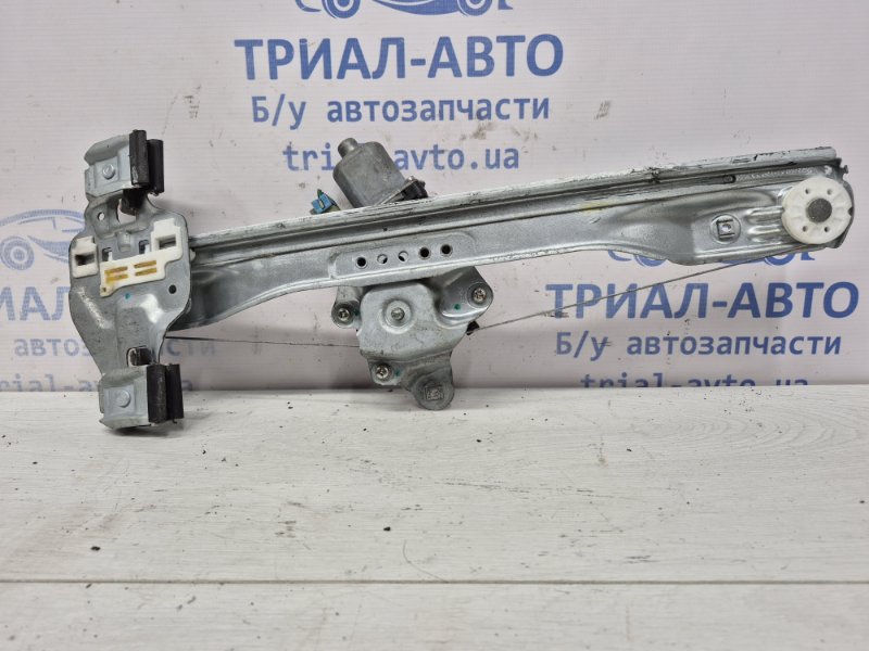 Стеклоподъемник задний правый Cruze 2009-2016 J300 1.8
