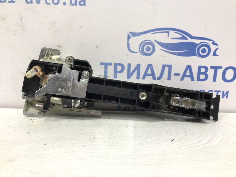 Ручка двери внешняя передняя правая Nissan X-Trail T32 1.6 diesel R9M