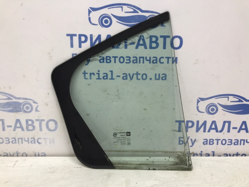 Стекло двери задней левой (форточка) Cruze 2009-2016 J300 1.8 F18D4