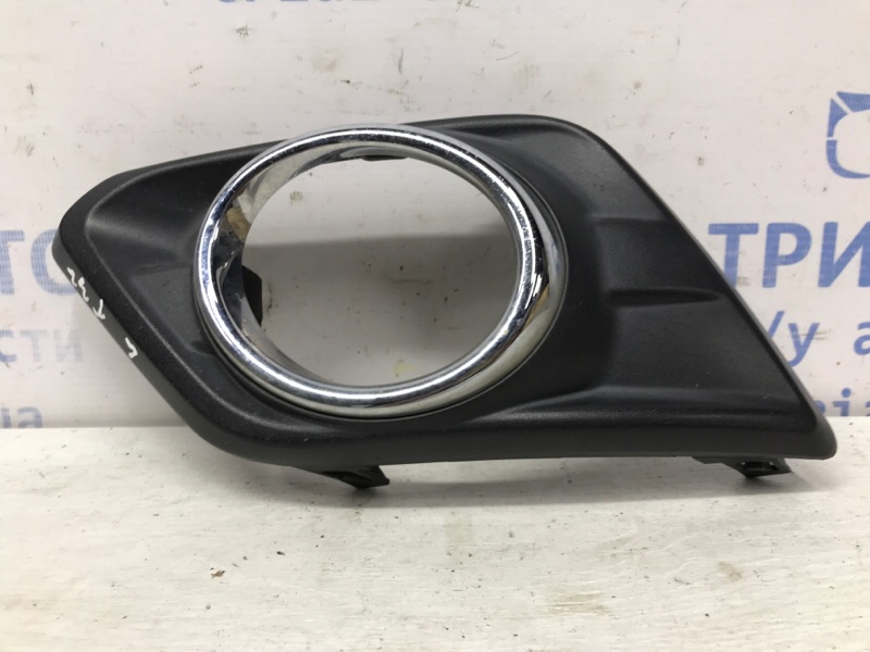 Решетка противотуманки левая Nissan X-Trail 2014-2021 T32 1.6 diesel R9M 622574BA0B Б/У