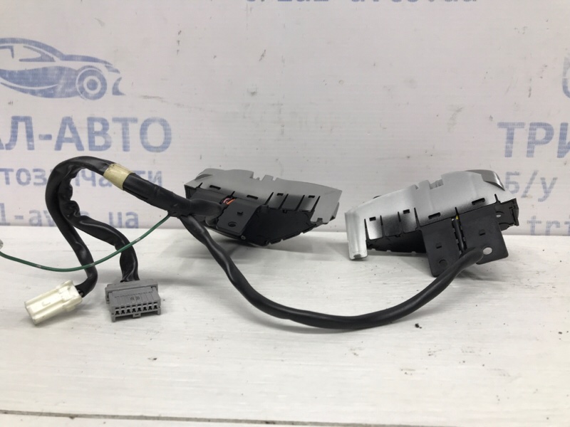 Кнопки руля Juke 2010-2019 F15 1.6 turbo MR16DDT