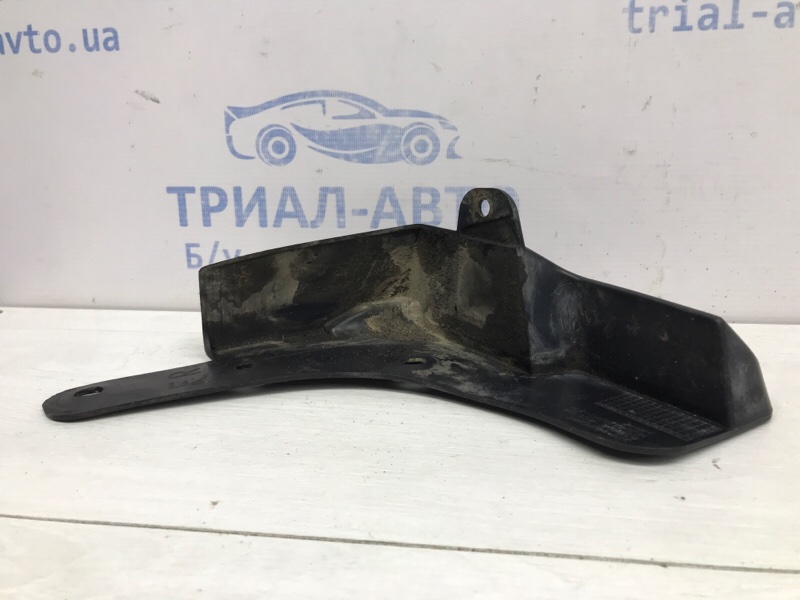 Брызговик передний правый Nissan X-Trail T32 1.6 diesel R9M