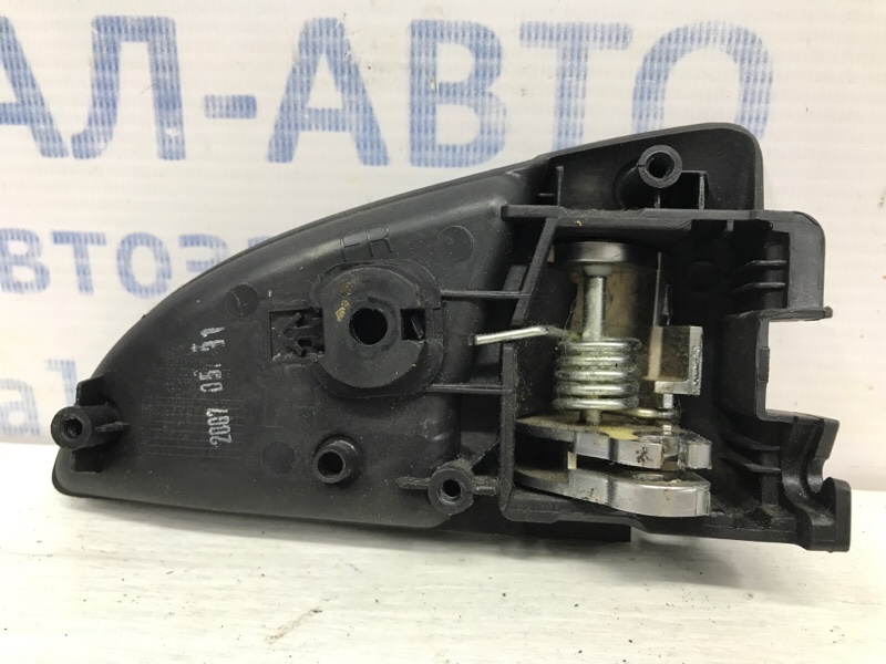 Ручка двери внутренняя левая Kia Ceed ED 1.6 Diesel D4FB Ручка двери внутренняя левая Kia Ceed ED 1.6 Diesel D4FB