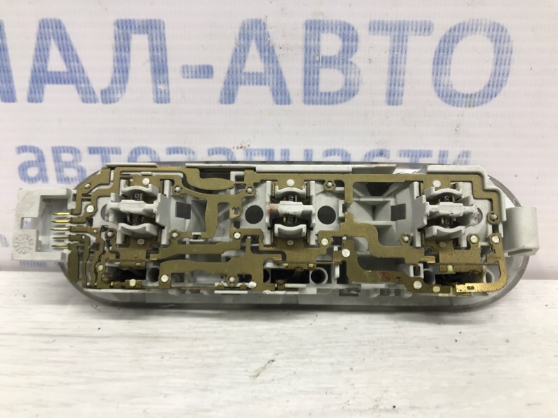 Плафон передний Juke 2010-2019 F15 1.6 turbo MR16DDT